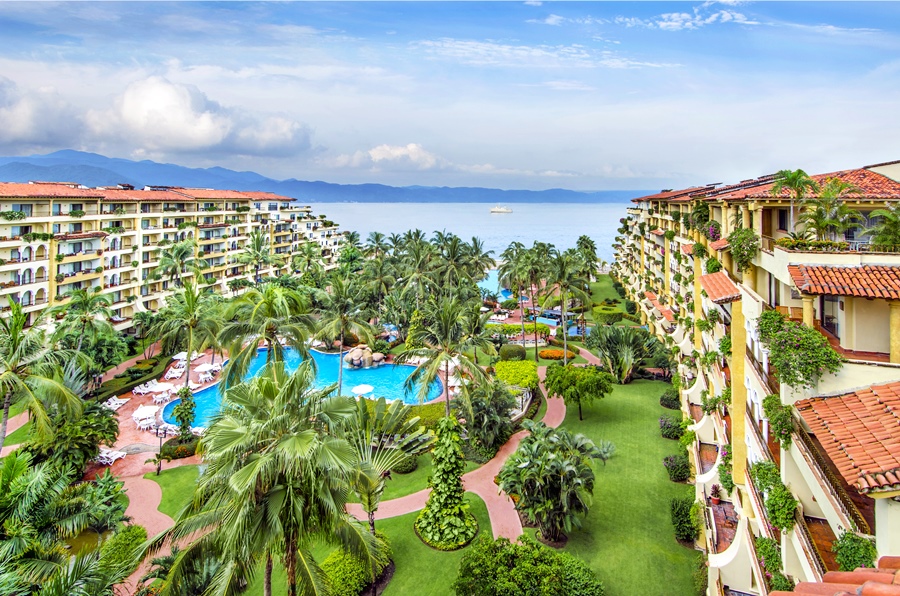 VELAS VALLARTA SUITES RESORT