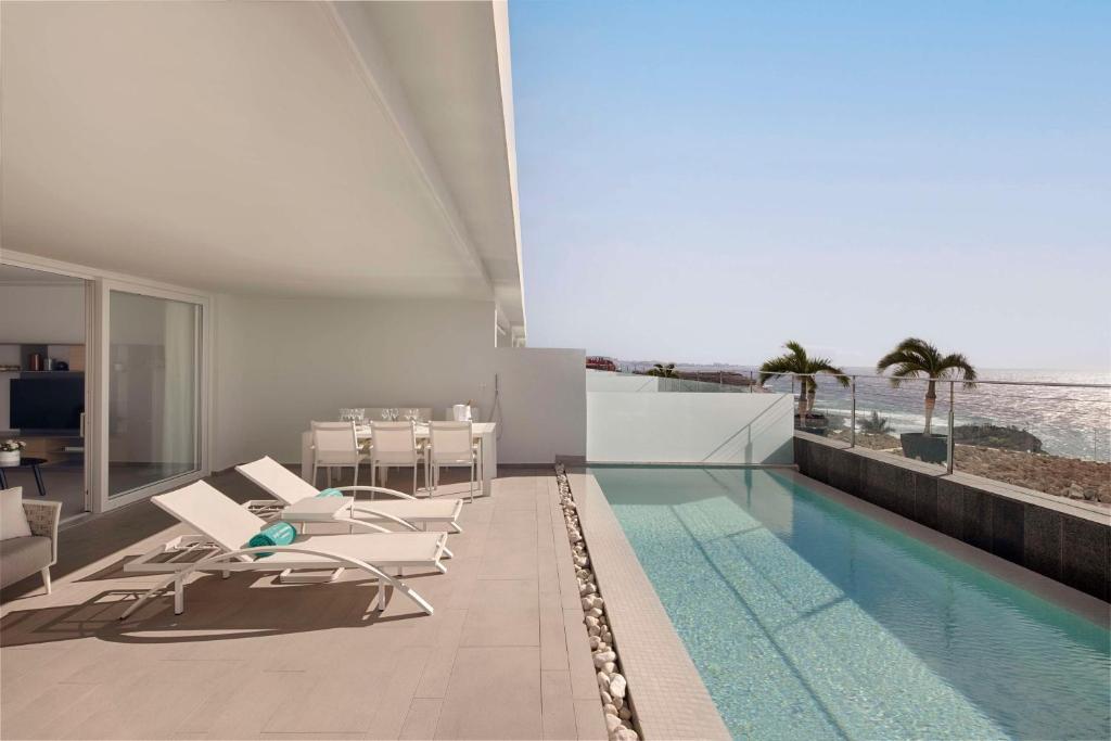 Foto del hotel ROYAL HIDEAWAY CORALES SUITES