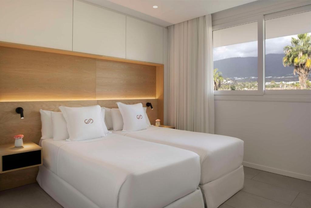 Foto del hotel ROYAL HIDEAWAY CORALES SUITES