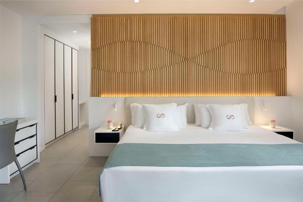 Foto del hotel ROYAL HIDEAWAY CORALES SUITES