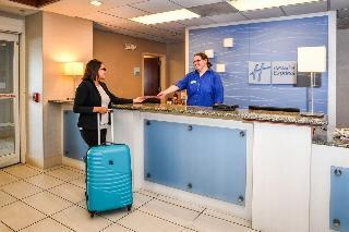Holiday Inn Express Hotel & Suites Concord, an IHG Hotel