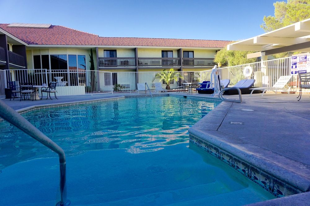 Heritage Inn & Suites Ridgecrest-China Lake