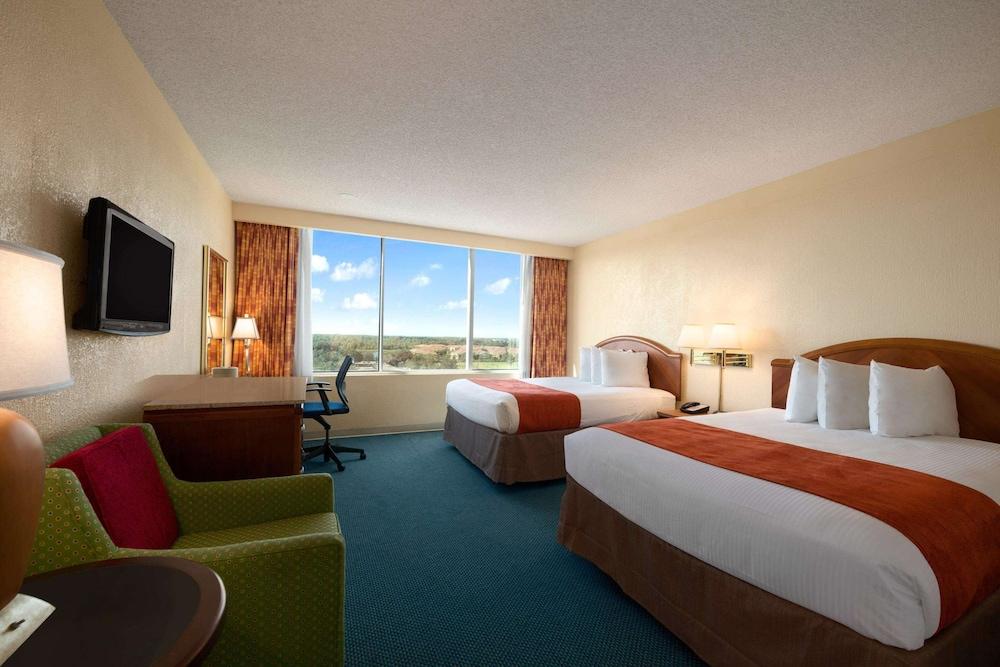 Hotel Ramada by Wyndham Kissimmee Gateway