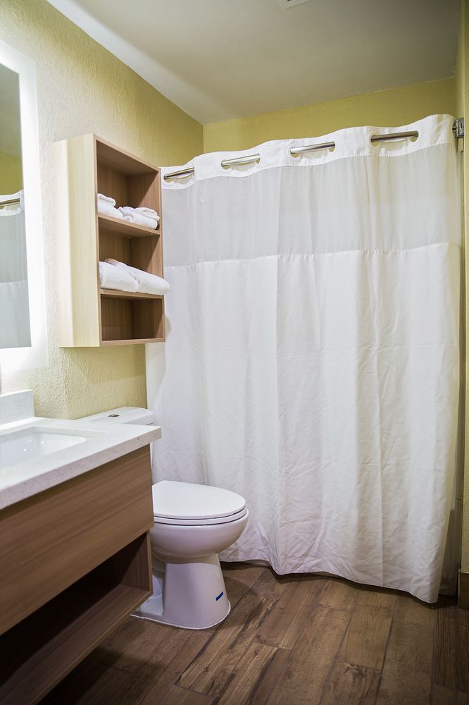 Inn & Suites Florence