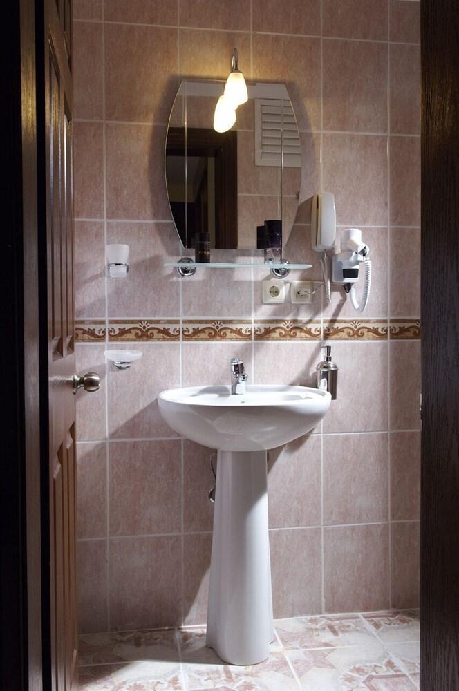 Fotos del hotel - Adora Hotel Cafe & Restaurant