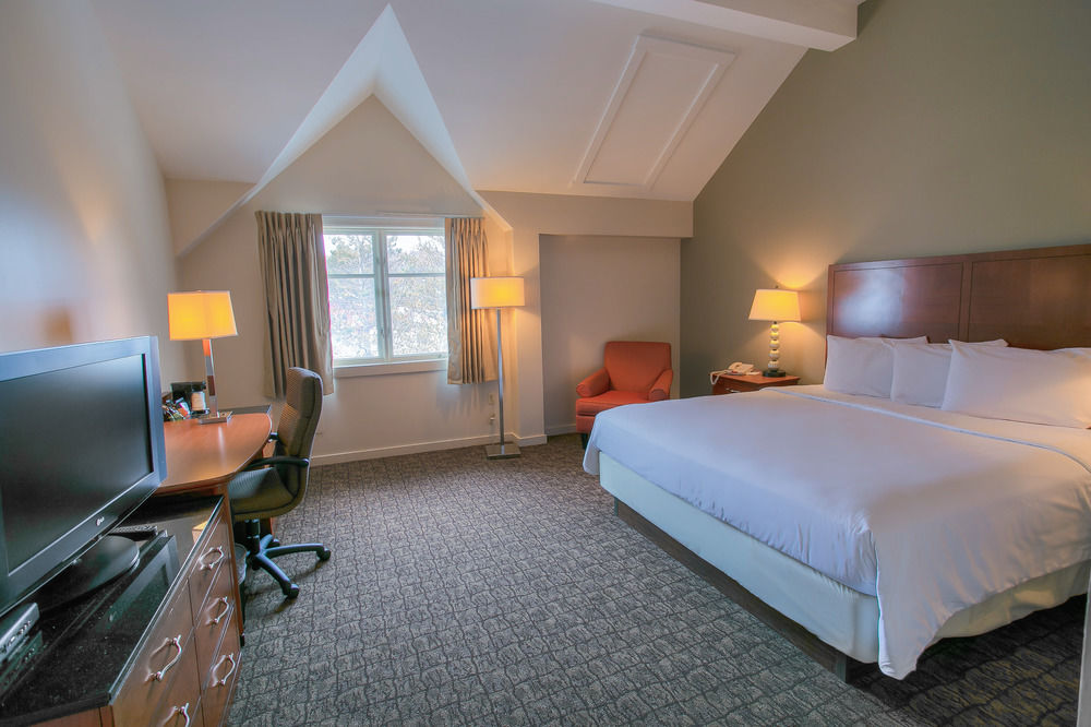 Killington Mountain Lodge, Tapestry Collection by Hilton