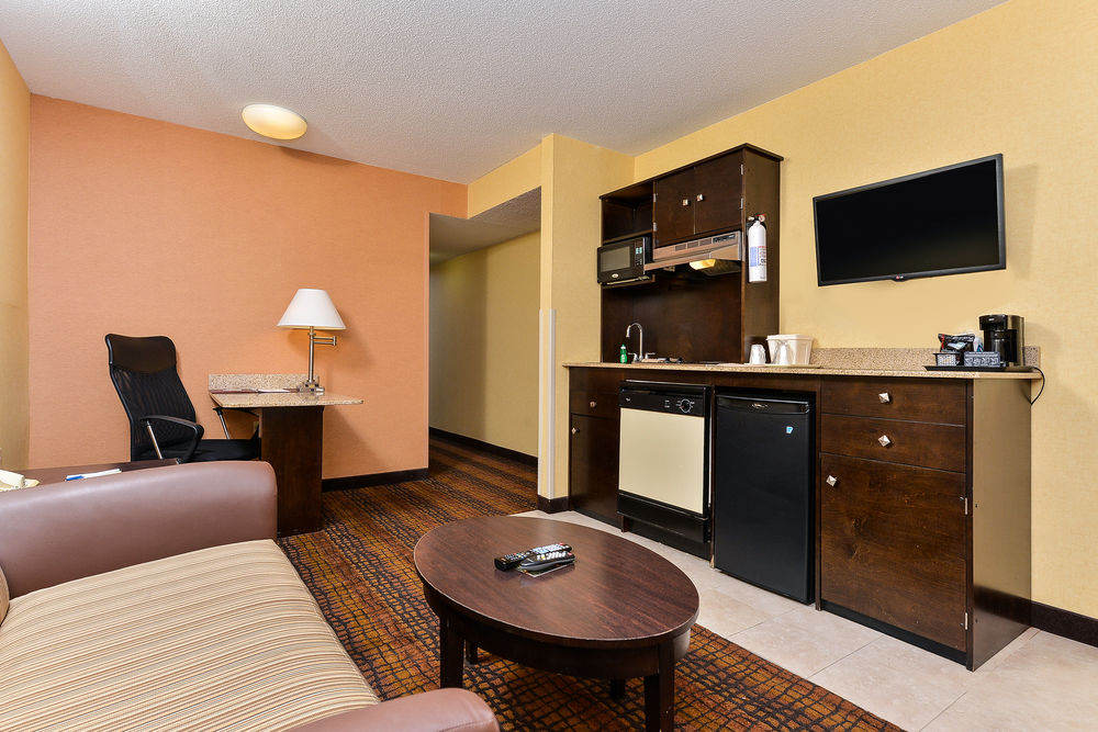 Quality Suites