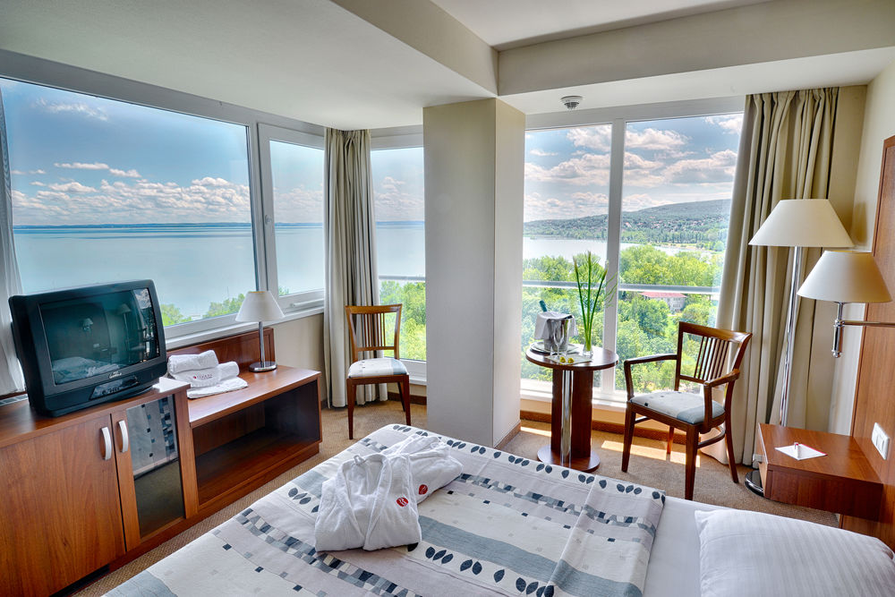 RAMADA RESORT  LAKE BALATON