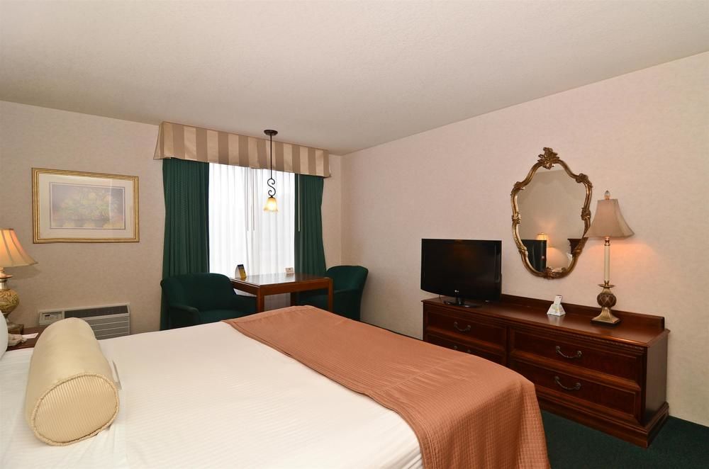 Best Western Salbasgeon Inn & Suites Of Reedsport