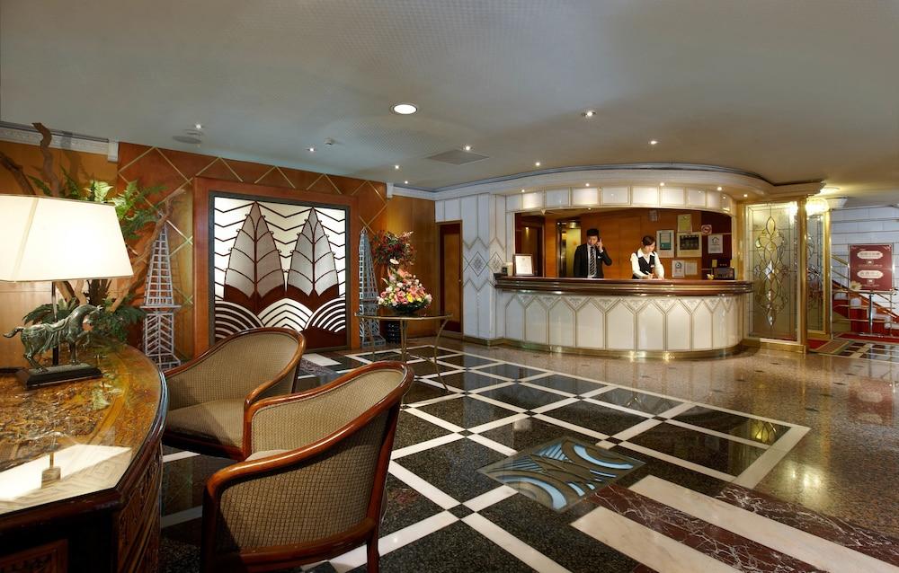 Charming Castle Hotel