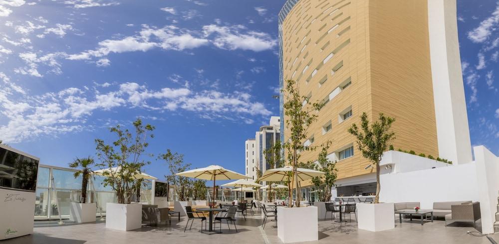 Fotos del hotel - HOLIDAY INN CHERAGA TOWER