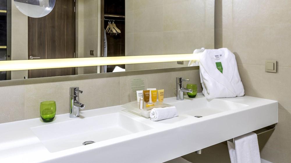 Fotos del hotel - HOLIDAY INN CHERAGA TOWER