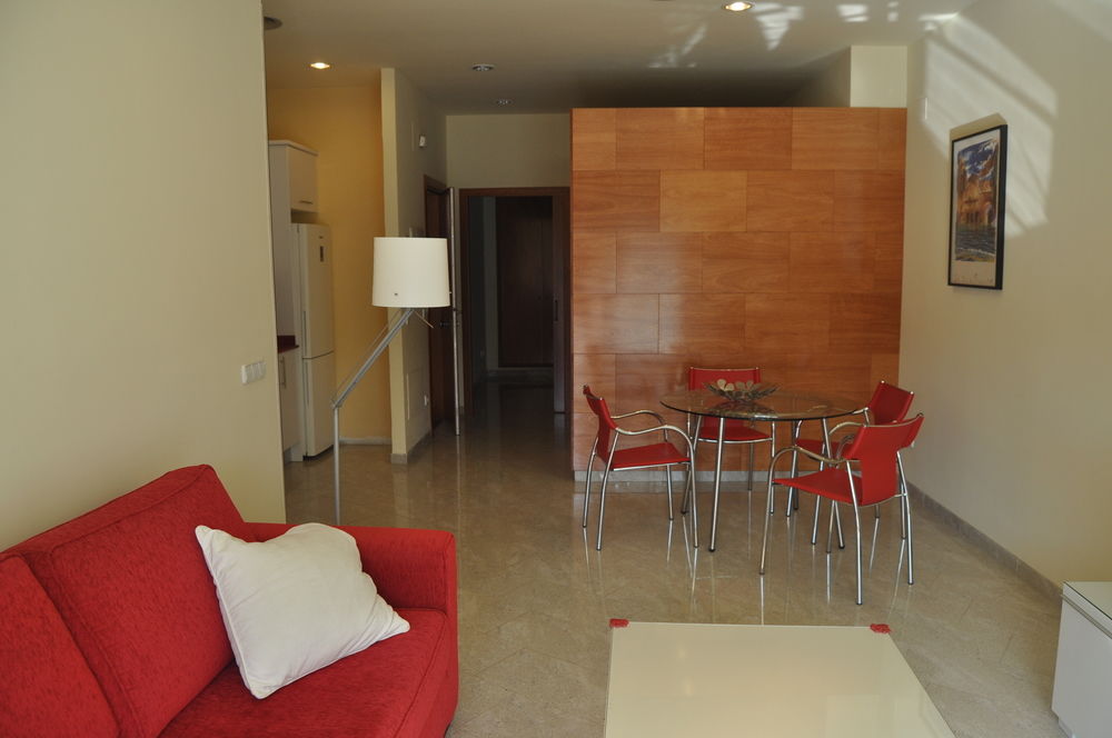 Girona Apartments