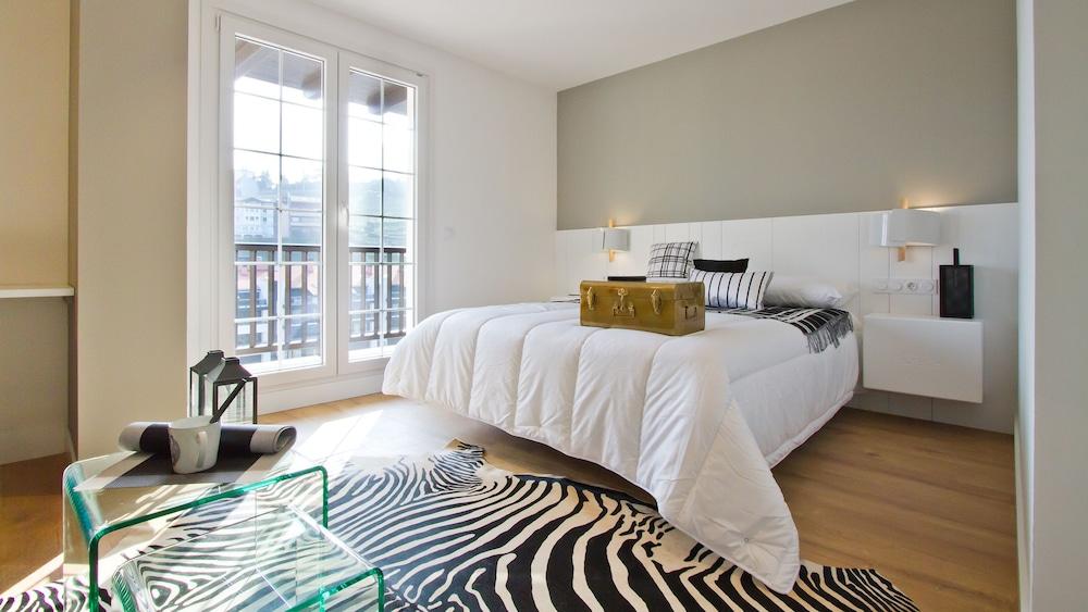 HOTEL FLYSCH