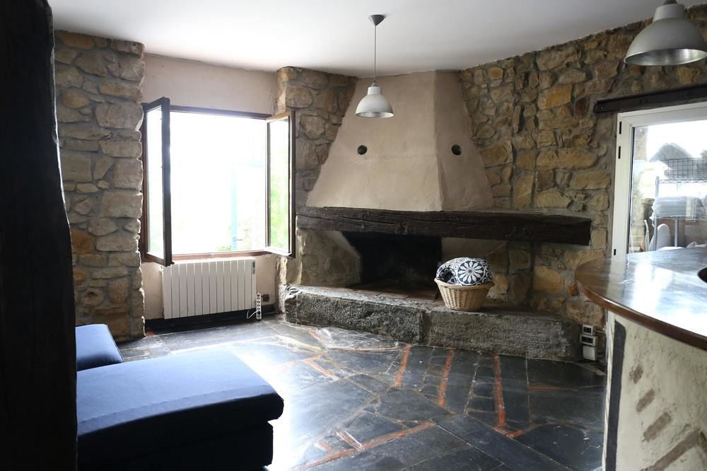CHALET WITH 5 BEDROOMS IN DONOSTIA; WITH WONDERFUL MOUNTAIN VIEW; FURN