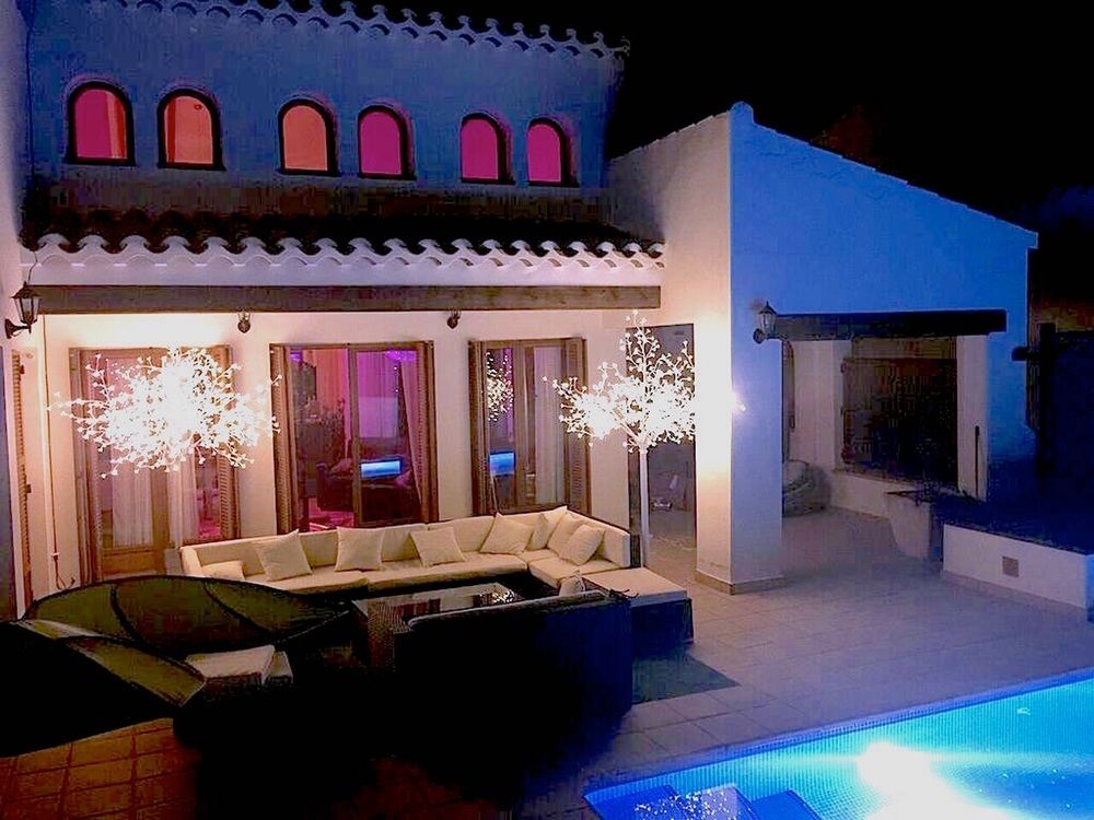 VILLA WITH 4 BEDROOMS IN MURCIA; WITH PRIVATE POOL; ENCLOSED GARDEN AND WIFI - 31 KM FROM THE BEACH