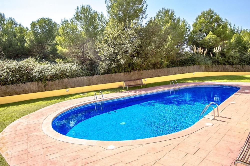 HOUSE WITH 3 BEDROOMS IN TARRAGONA; WITH WONDERFUL MOUNTAIN VIEW; SHARED POOL; ENCLOSED GARDEN - 500