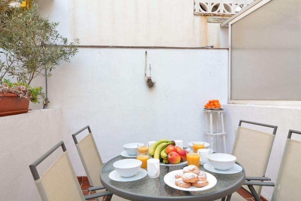Townhouse 200mts from sea