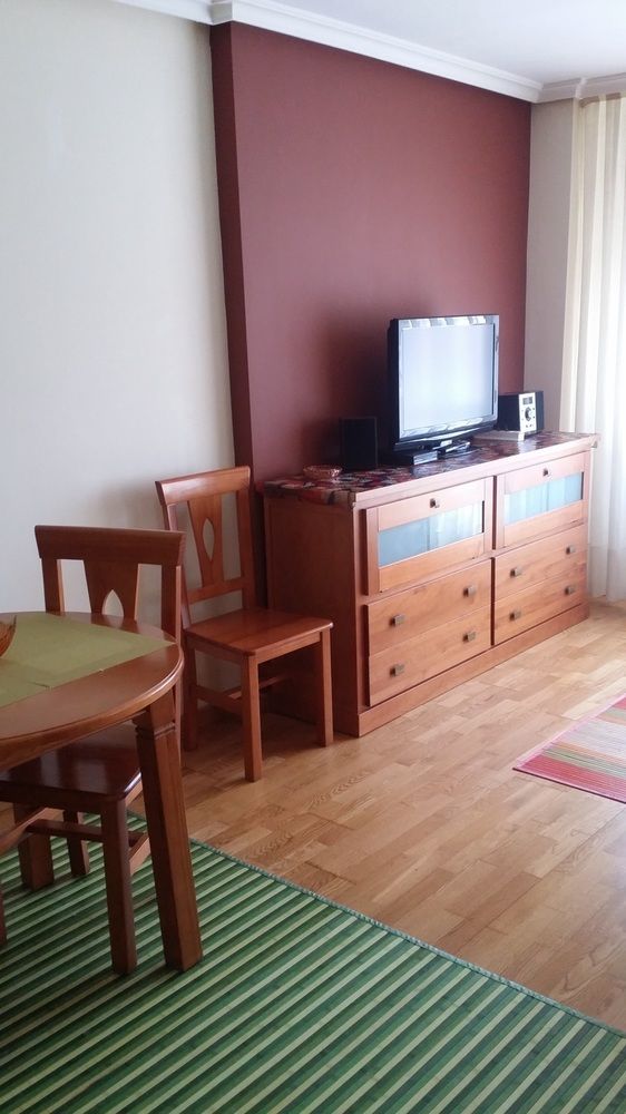 STUDIO IN OVIEDO; WITH WONDERFUL CITY VIEW AND WIFI - 600 M FROM THE SLOPES