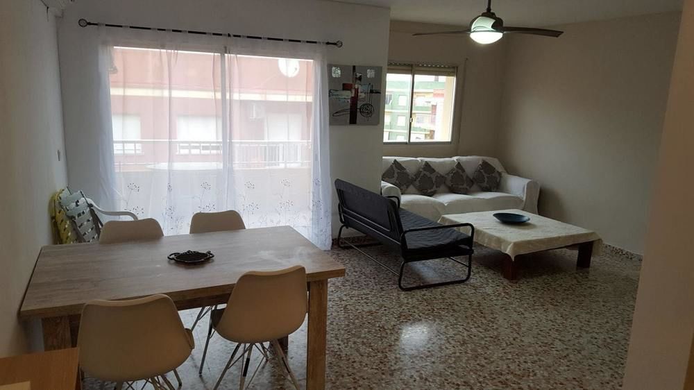 APARTMENT WITH 2 BEDROOMS IN DÉNIA; WITH WONDERFUL CITY VIEW AND FURNISHED BALCONY