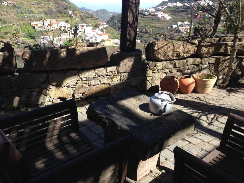 HOUSE WITH ONE BEDROOM IN LAS LAGUNETAS ; WITH WONDERFUL MOUNTAIN VIEW; FURNISHED TERRACE AND WIFI -