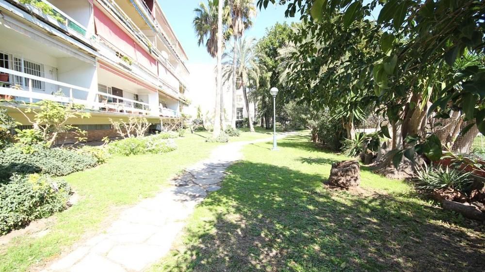 APARTMENT WITH 3 BEDROOMS IN TORREMOLINOS; MALAGA; WITH WONDERFUL CITY