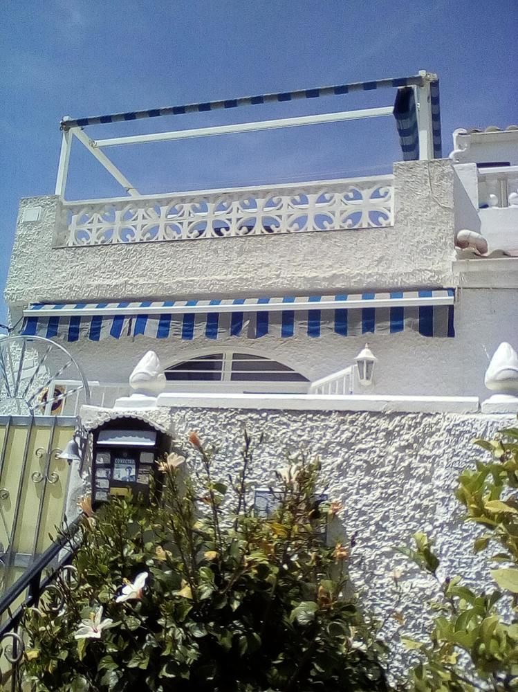 HOUSE WITH 2 BEDROOMS IN EL CHAPARRAL; WITH WONDERFUL LAKE VIEW; TERRACE AND WIFI - 5 KM FROM THE BE