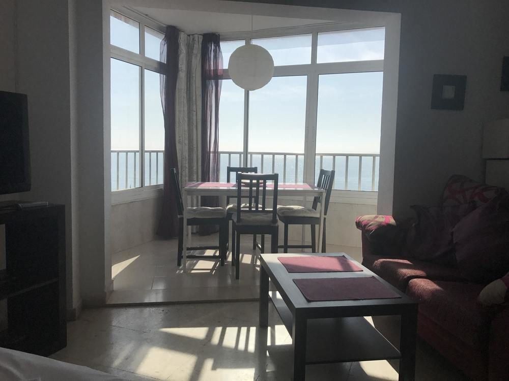STUDIO IN TORREMOLINOS; WITH WONDERFUL SEA VIEW; POOL ACCESS AND WIFI - 250 M FROM THE BEACH