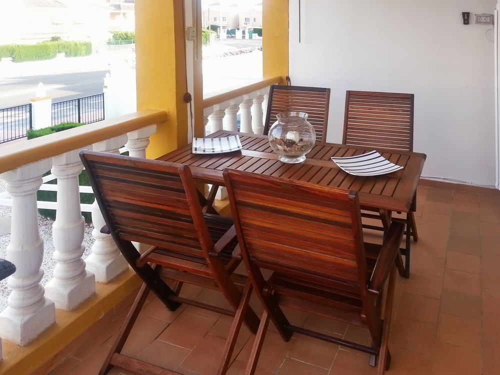 HOUSE WITH 2 BEDROOMS IN TORREVIEJA; WITH SHARED POOL; FURNISHED GARDEN AND WIFI