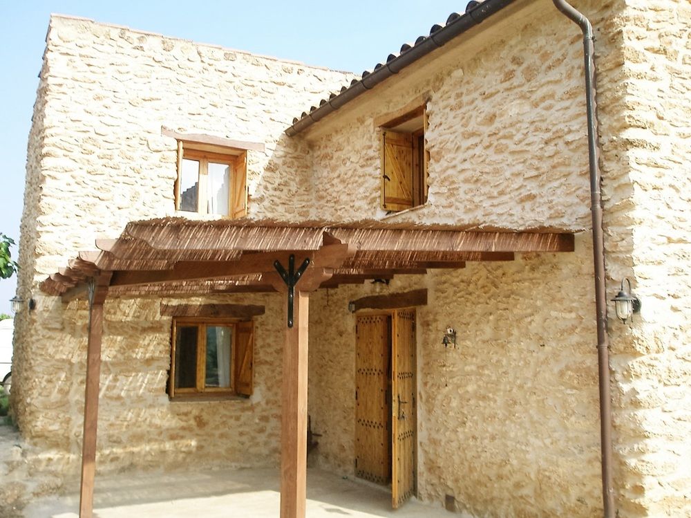 CHALET WITH 3 BEDROOMS IN MASDENVERGE; WITH PRIVATE POOL AND WIFI - 10 KM FROM THE BEACH
