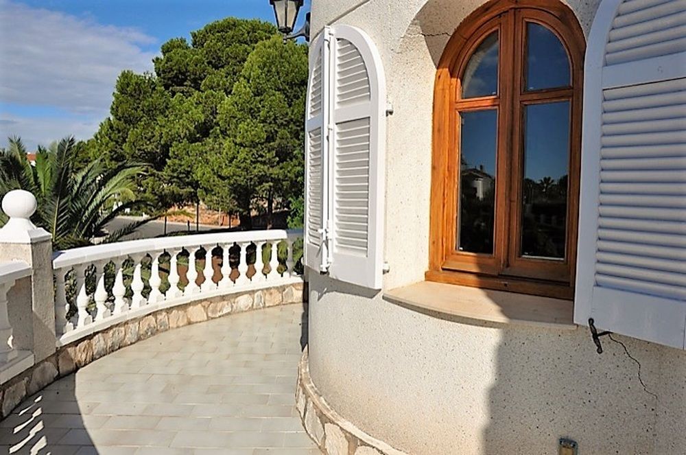 VILLA WITH 3 BEDROOMS IN AMPOLLA; WITH WONDERFUL SEA VIEW; PRIVATE POOL; FURNISHED GARDEN