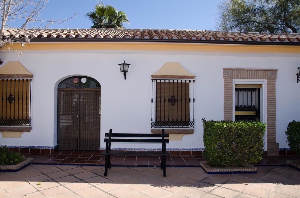 CHALET WITH 4 BEDROOMS IN MONTEMAYOR; WITH WONDERFUL CITY VIEW; PRIVATE POOL; ENCLOSED GARDEN - 130