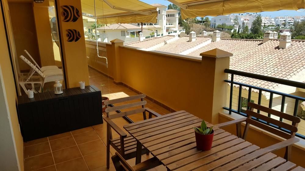 APARTMENT WITH 2 BEDROOMS IN BENALMÃ¡DENA; WITH WONDERFUL SEA VIEW; POOL ACCESS AND TERRACE - 2 KM F