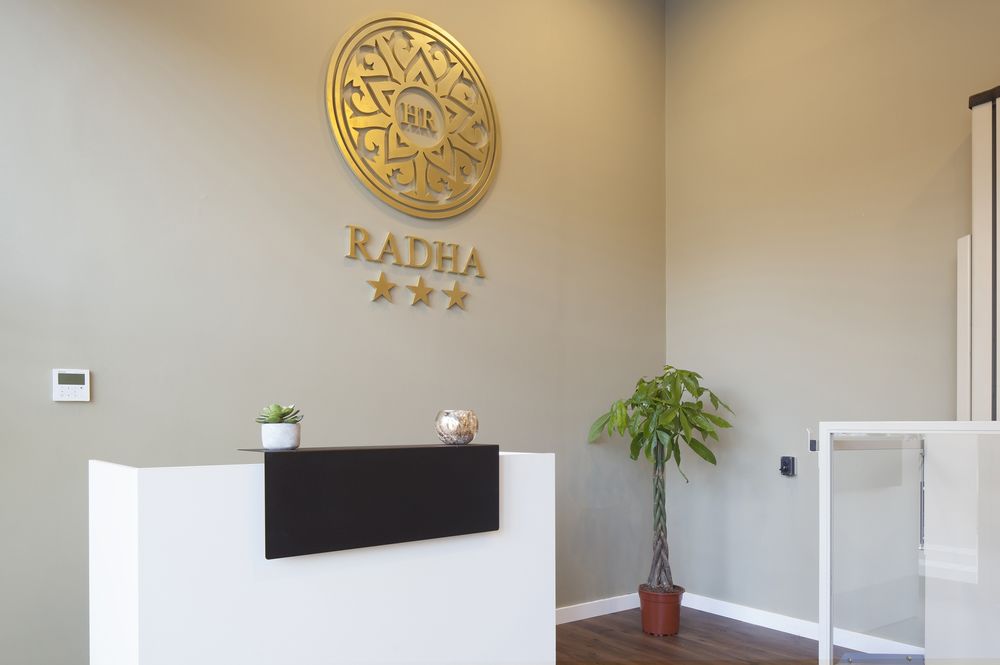 Hotel Radha