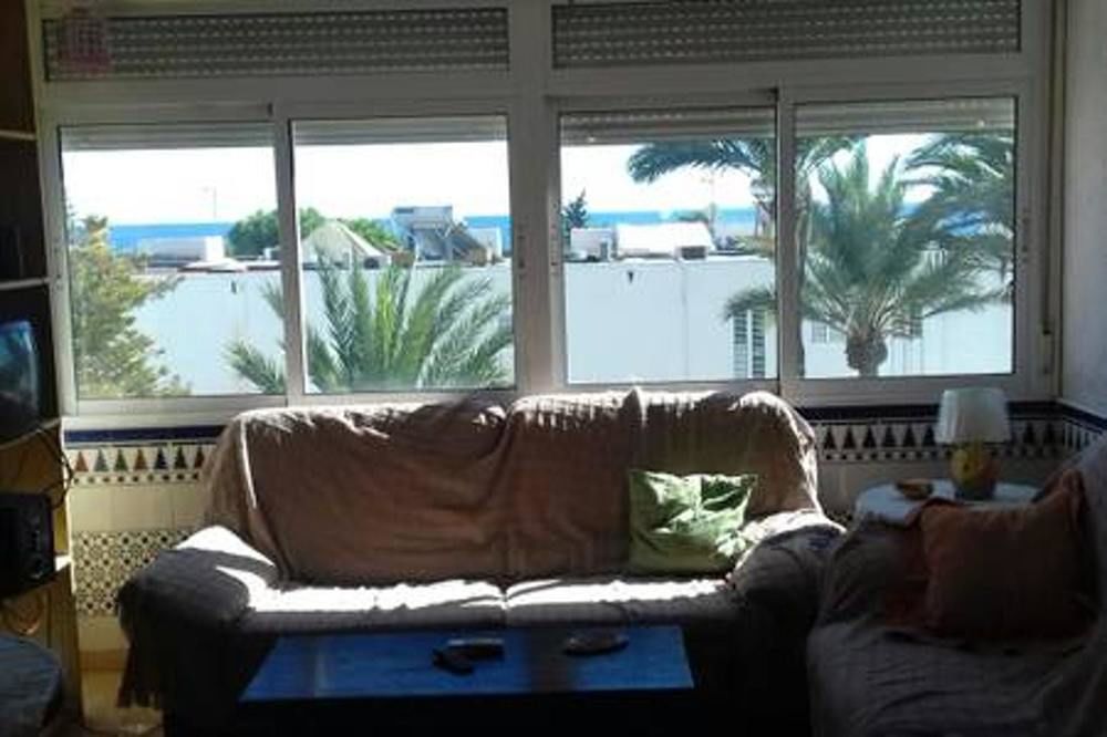 APARTMENT WITH 2 BEDROOMS IN ROQUETAS DE MAR; WITH FURNISHED TERRACE AND WIFI - 200 M FROM THE BEACH