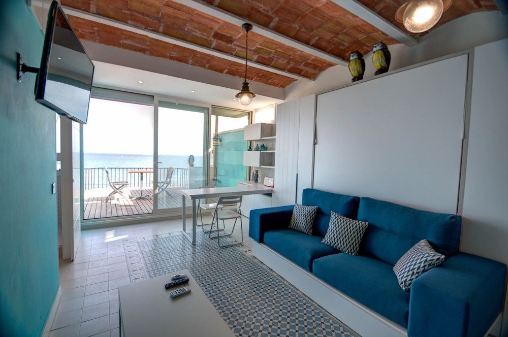 BLUE SEA FRONT BY HELLO APARTMENTS SITGES