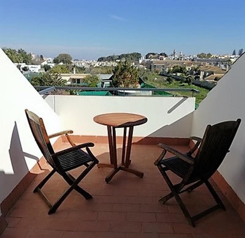 APARTMENT WITH 2 BEDROOMS IN SANLÚCAR DE BARRAMEDA; WITH POOL ACCESS AND FURNISHED TERRACE - 1 KM FR