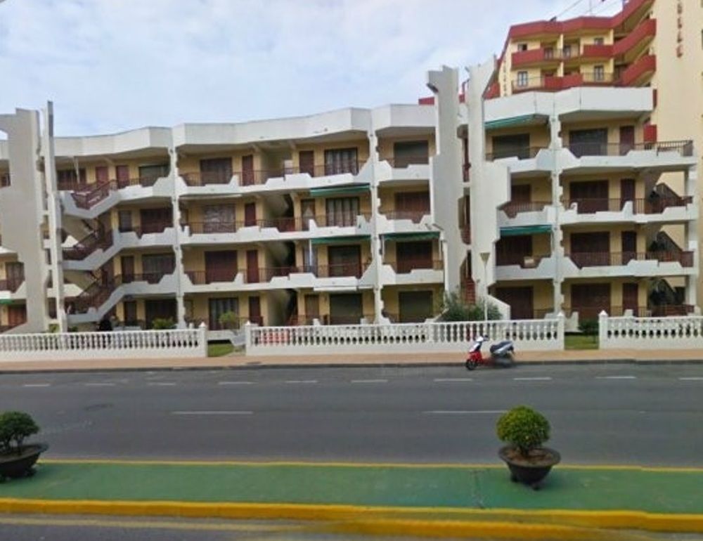 APARTMENT WITH 2 BEDROOMS IN SAN JAVIER; WITH WONDERFUL SEA VIEW; SHARED POOL AND FURNISHED BALCONY