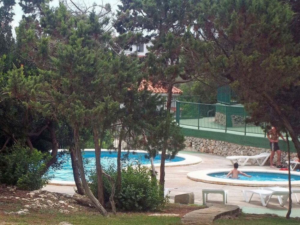 APARTMENT WITH 2 BEDROOMS IN MINORQUE; WITH POOL ACCESS AND FURNISHED