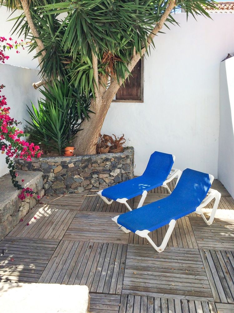 HOUSE WITH 2 BEDROOMS IN SAN JUAN DE LA RAMBLA; WITH WONDERFUL MOUNTAIN VIEW; ENCLOSED GARDEN AND WI