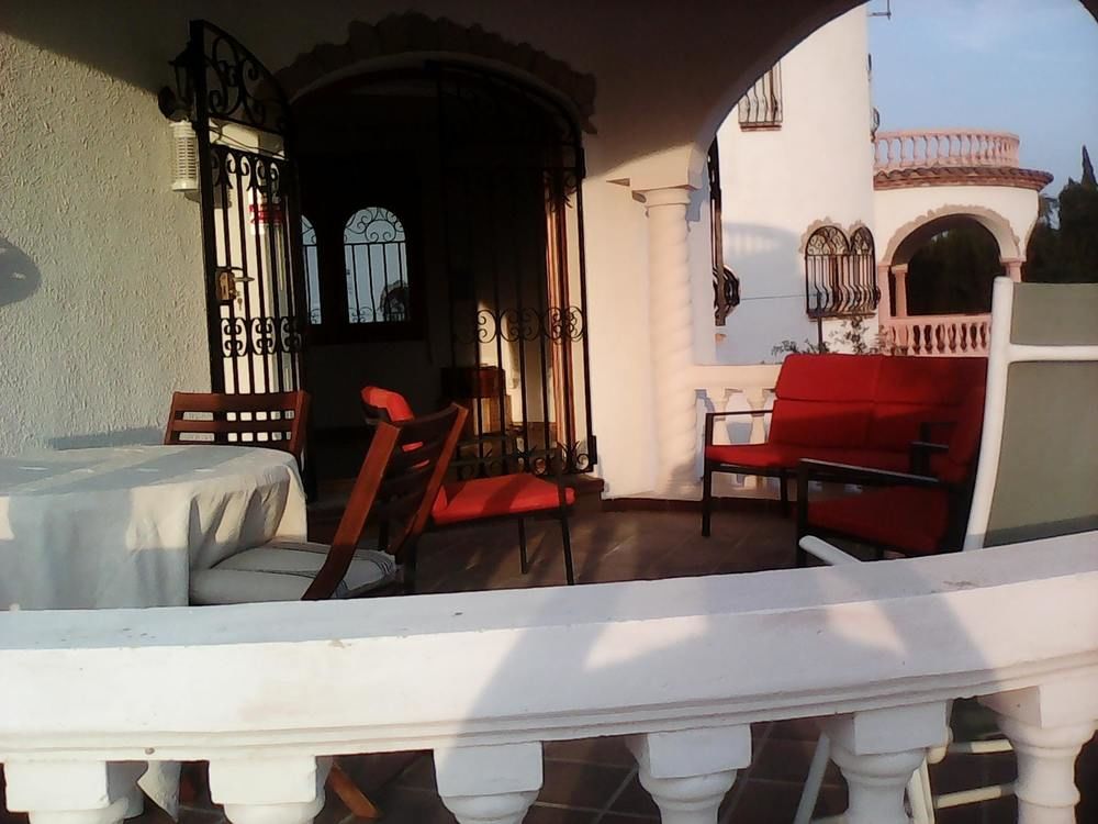 HOUSE WITH 4 BEDROOMS IN CAMARLES; WITH FURNISHED TERRACE - 6 KM FROM THE BEACH
