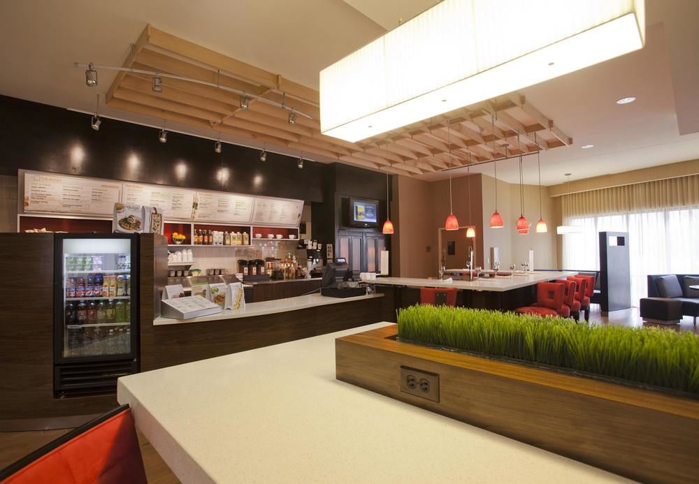 Courtyard by Marriott Charlotte Airport North