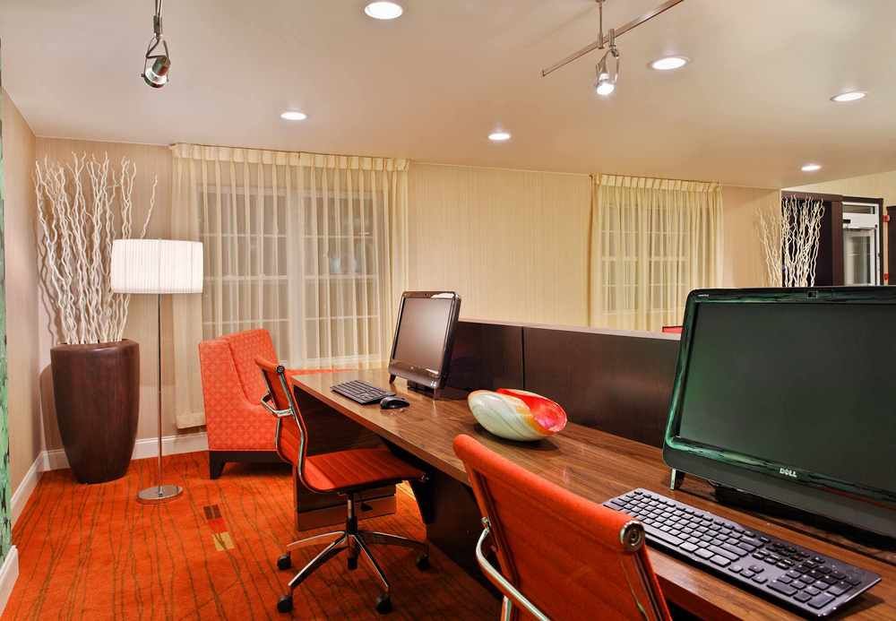 Courtyard By Marriott Athens Downtown