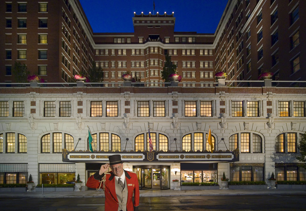 The Historic Davenport, Autograph Collection