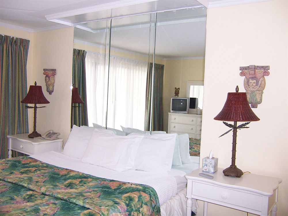 Sunrise Beach Club and Villas