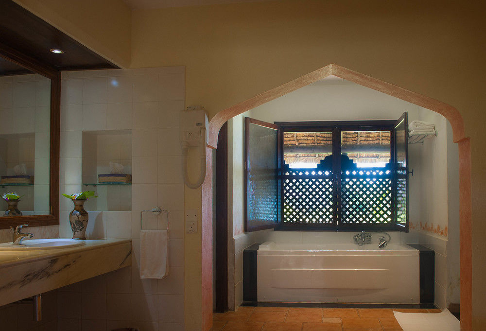 Protea Hotel Amani Beach