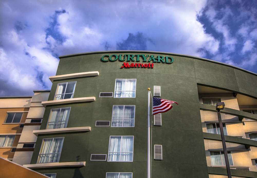 Courtyard by Marriott Charleston Downtown/Civic Center