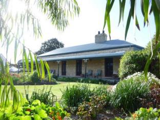 Robe House