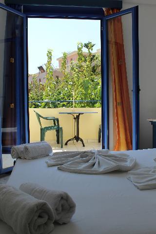 Fotos del hotel - Leonidas Studios & Apartments
