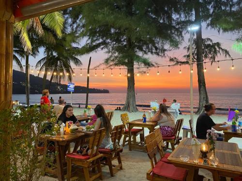 Fotos del hotel - Dengs Kamala GuestHouse